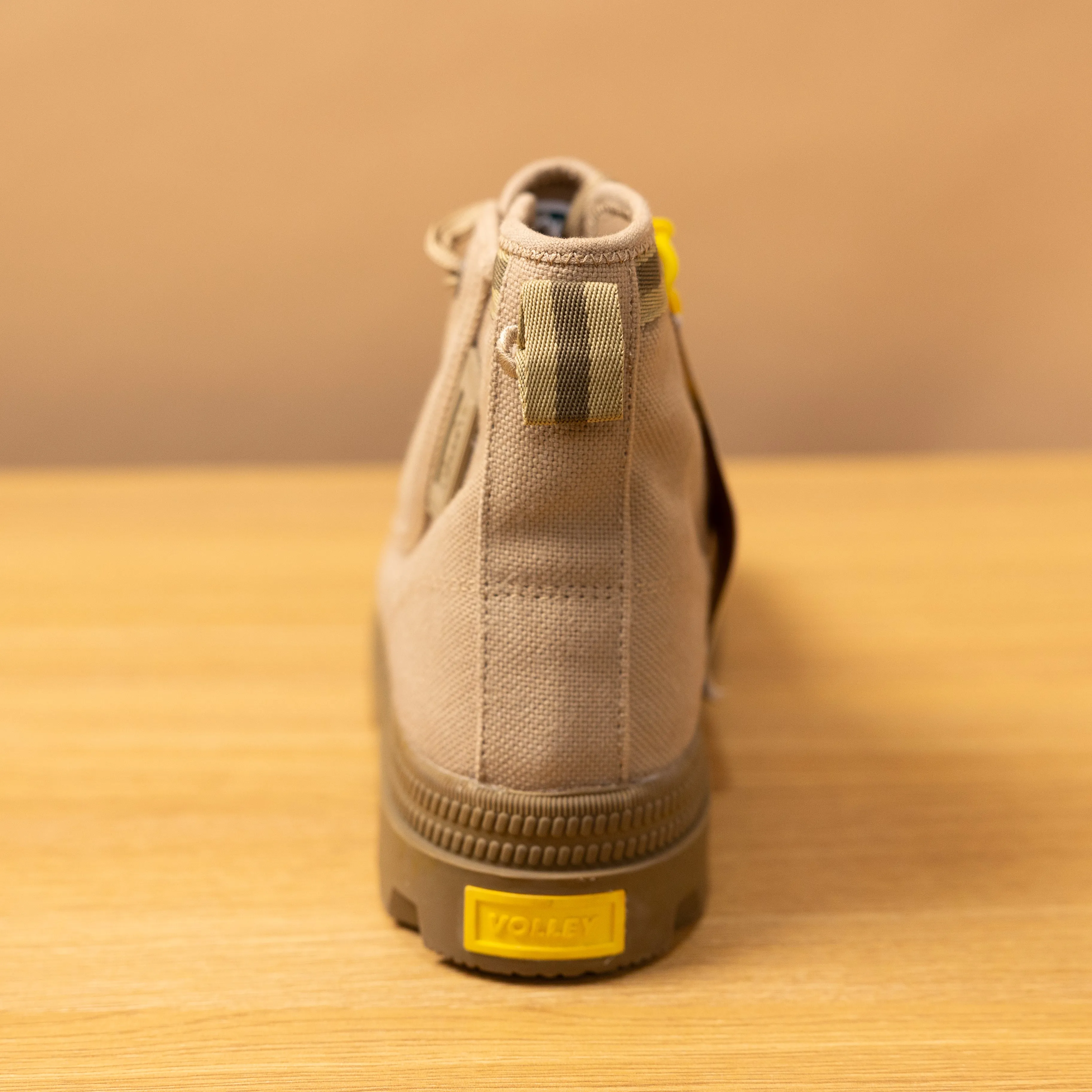 Volley Overdrip Canvas Boots